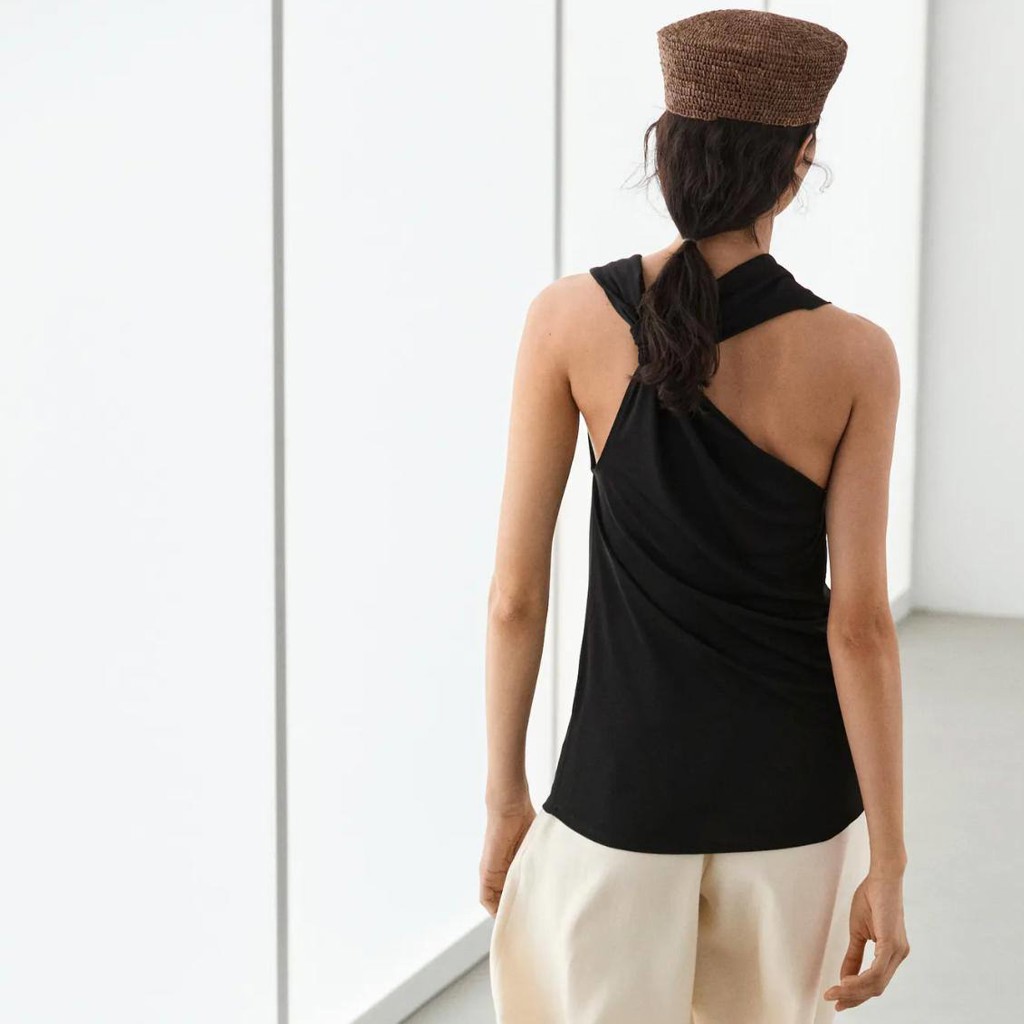 Топ Massimo Dutti