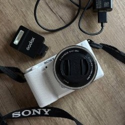 SONY ZV-E10 Kit 16–50 mm - фото 3