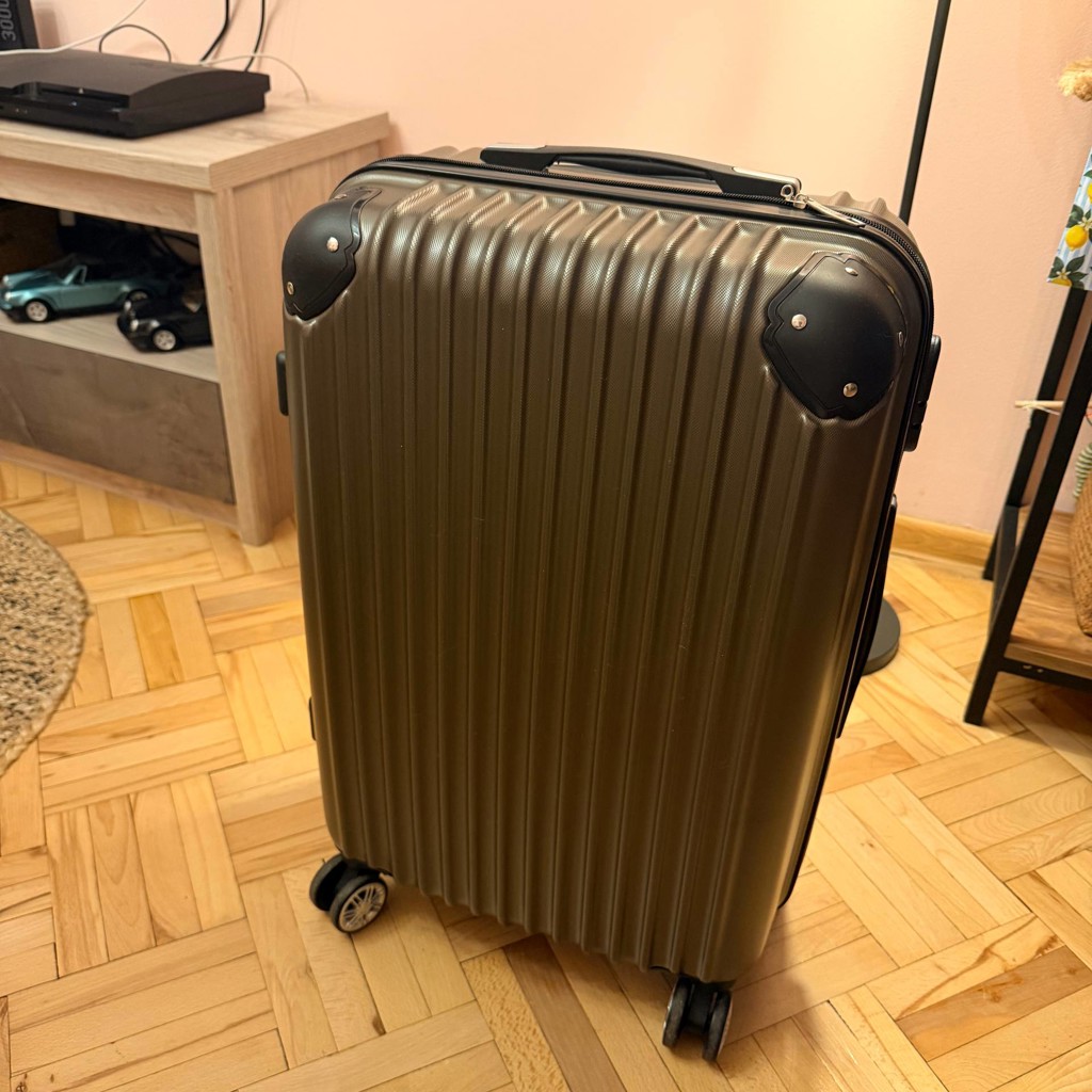 Чемодан