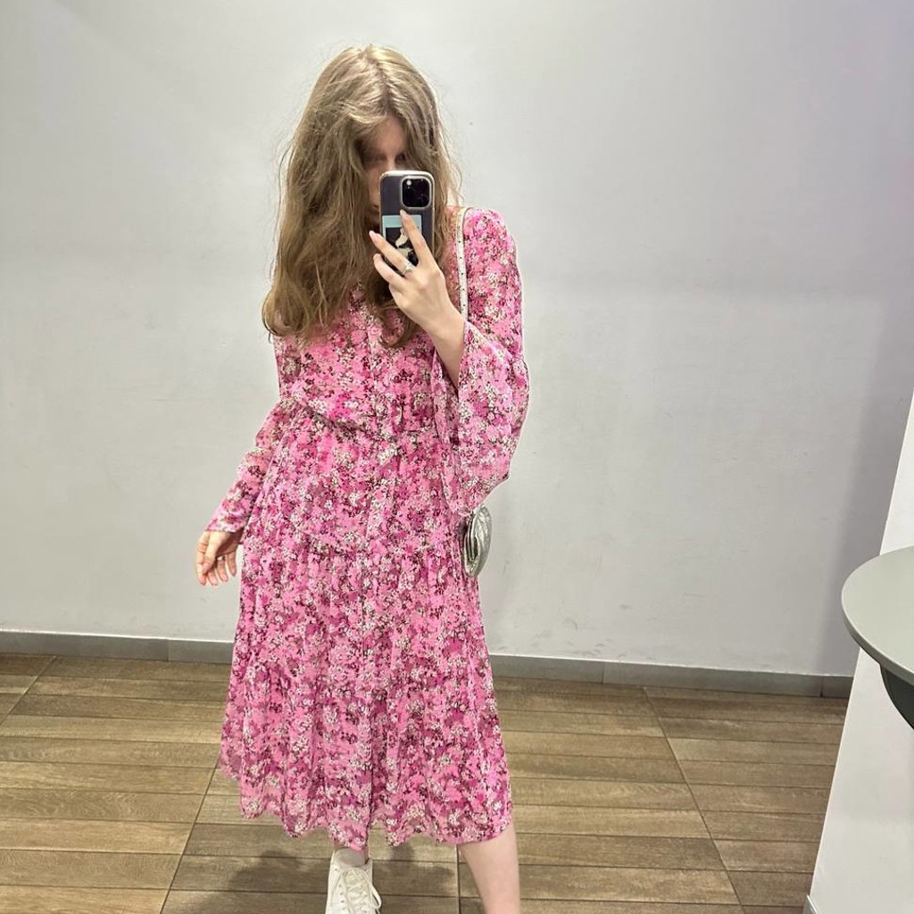 Розовое платье Michael Kors