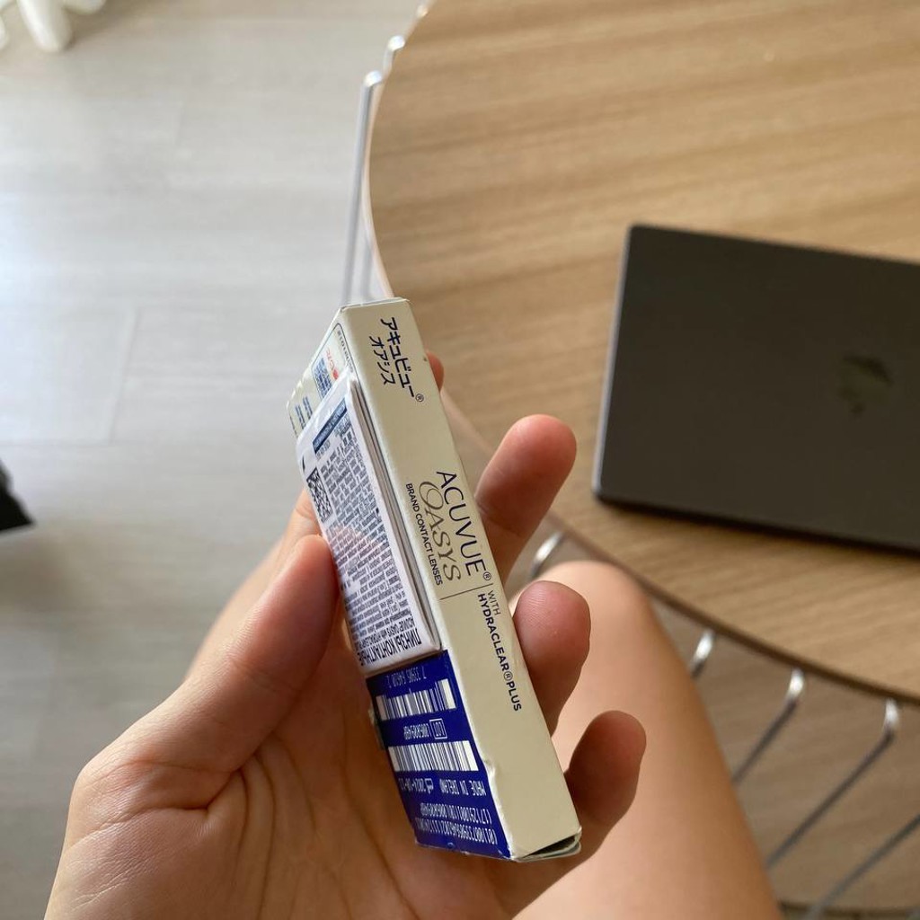 Линзы Acuvue Oasys with HydraClear Plus
