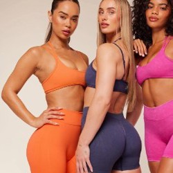 Спортивный топ и шорты GYMSHARK X BRATZ - фото 4