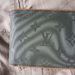 Кошелёк Louis Vuitton - фото 1