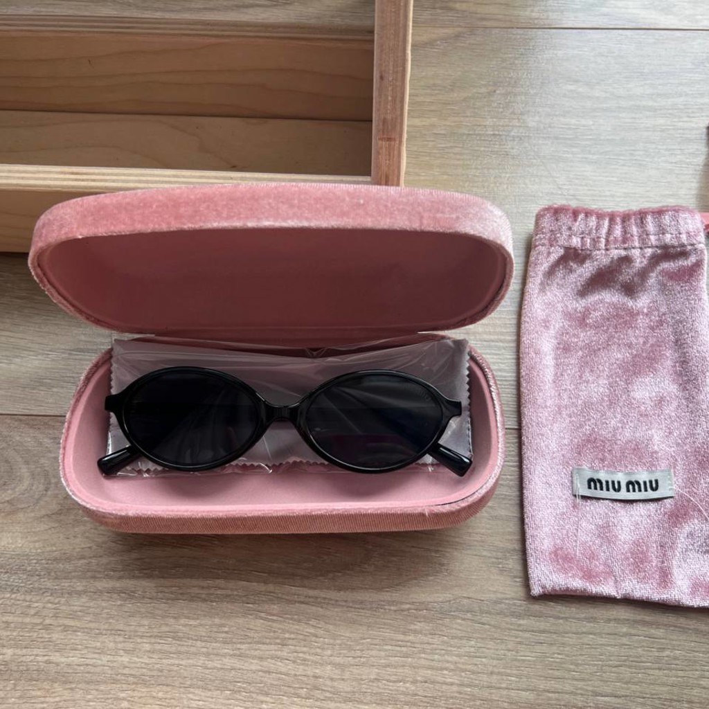 Очки Miu Miu