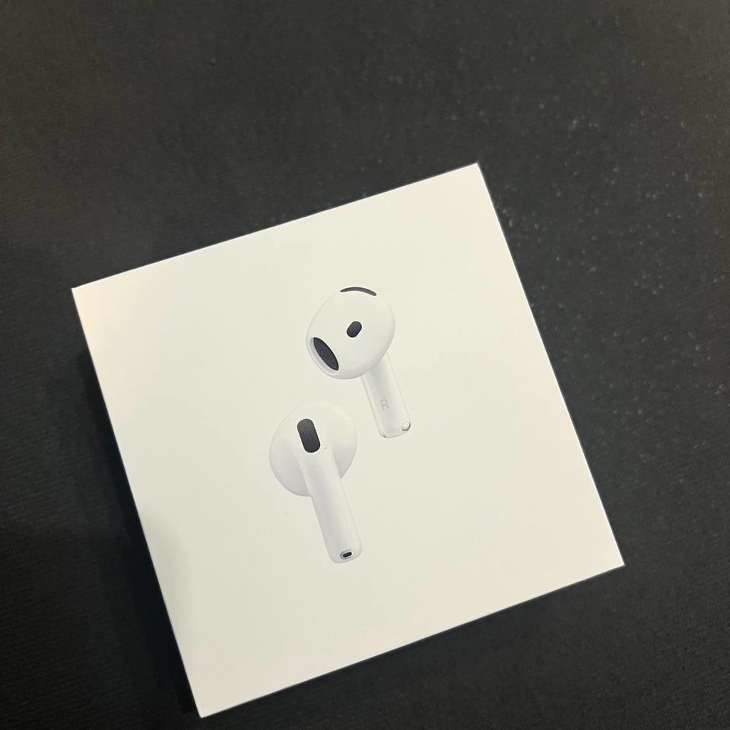Apple AirPods 4 With Active Noise Cancellation