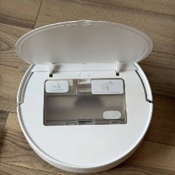 Робот-пылесос Xiaomi Mi Robot Vacuum-Mop Essential - фото 2