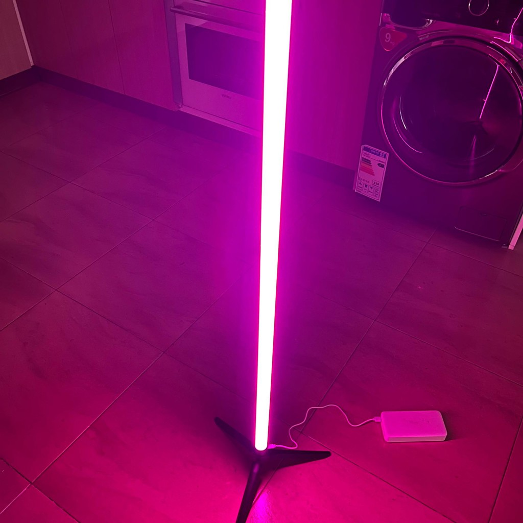 Вертикальная RGB лампа