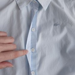 Женская рубашка Lacoste Slim Fit - фото 3