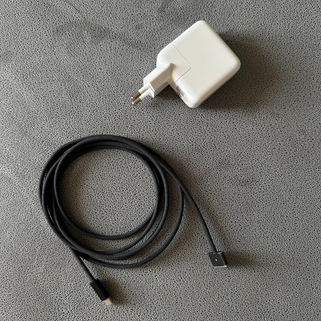 Кабель MagSafe