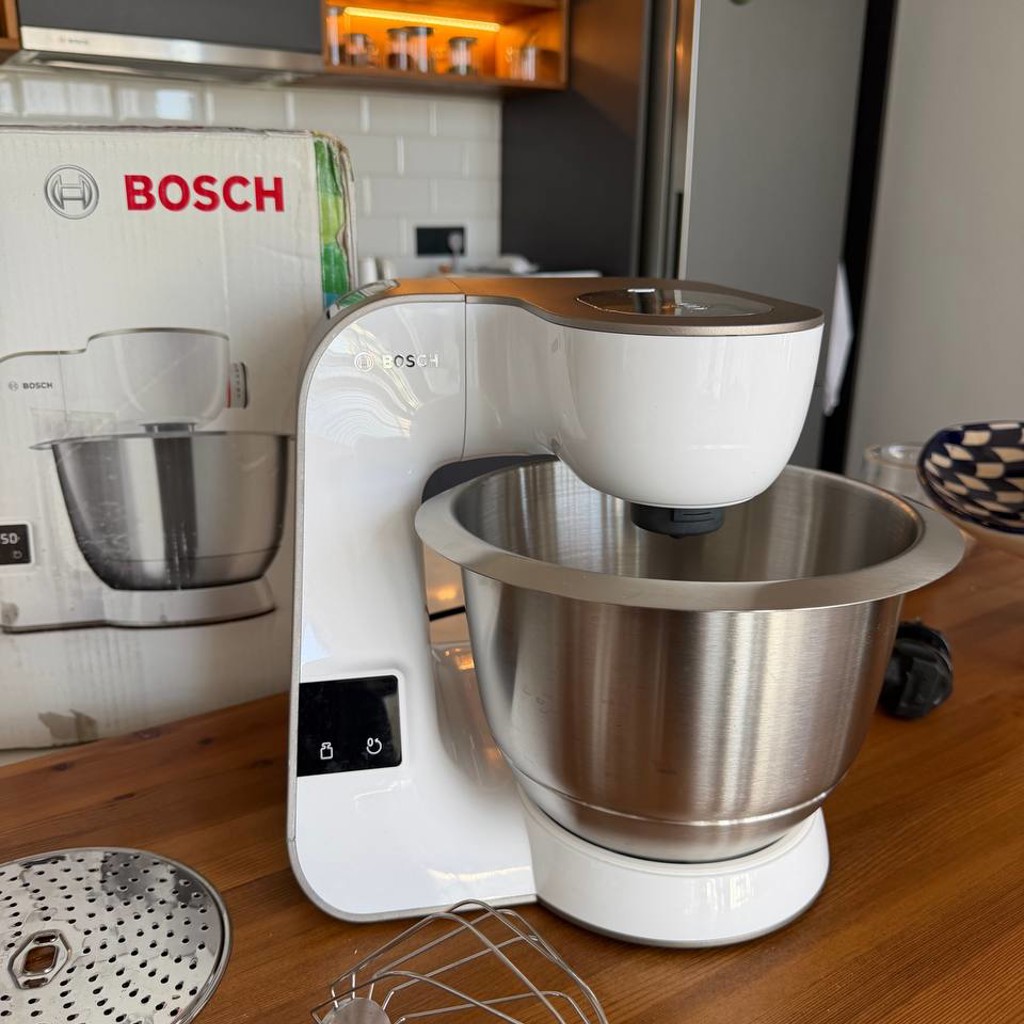 Кухонная машина Bosch MUM5XW20