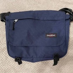 Сумка eastpak delegate - фото 2