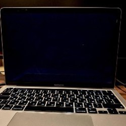 MacBook Pro 13” M1 (2020) - фото 2