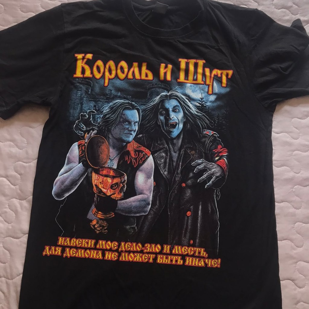 Чёрная футболка с принтом