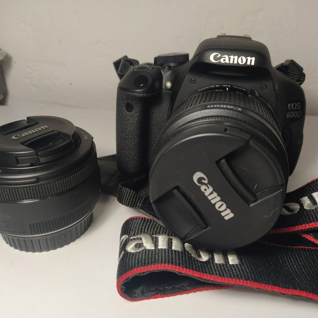 Фотоаппарат Canon EOS 600D