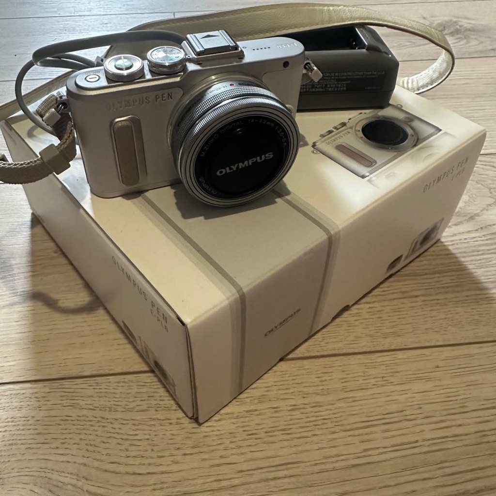 Olympus pen pl-8
