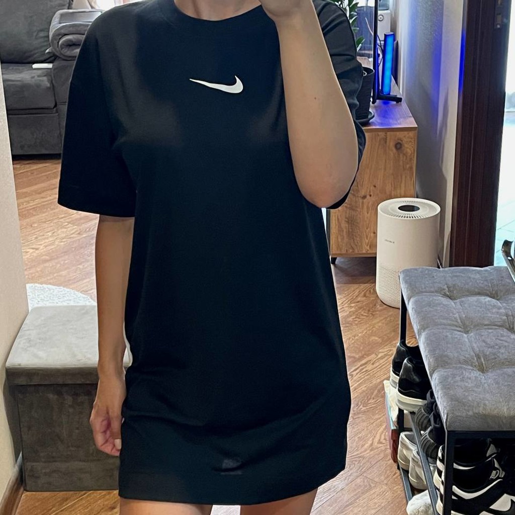 Платье Nike