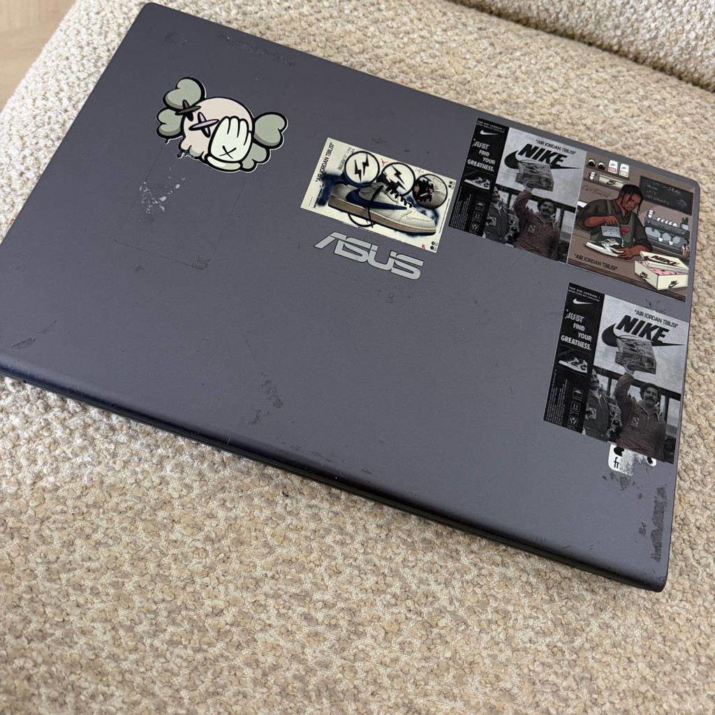 Ноутбук ASUS