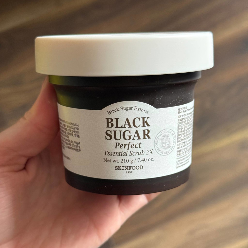 SKINFOOD Black sugar perfect essential scrub
