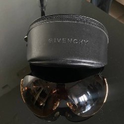 Солнцезащитные очки Givenchy SGV 331S - фото 2