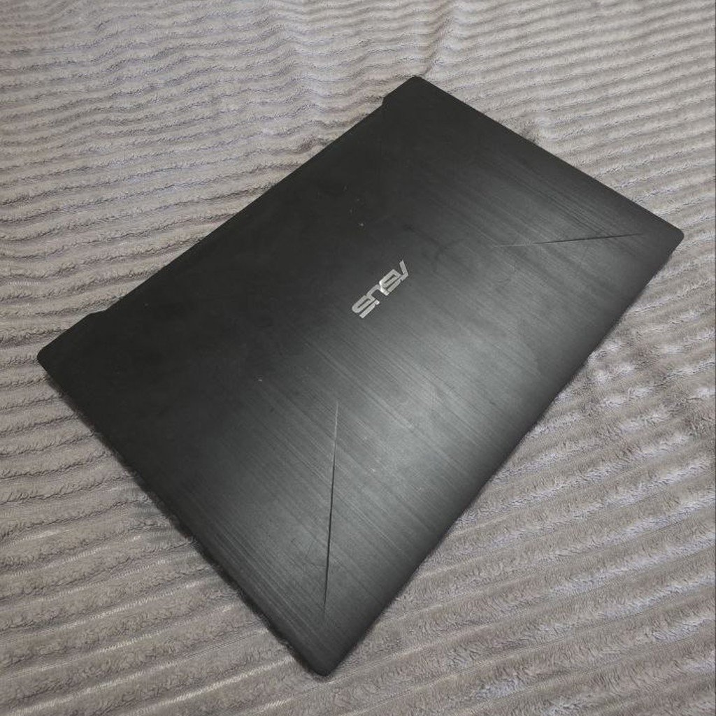 Ноутбук LENOVO