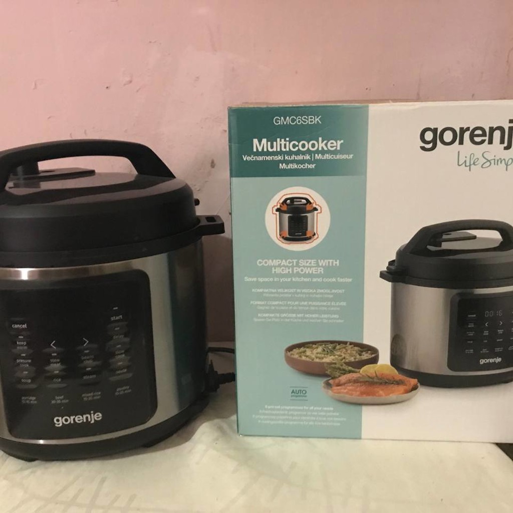 Скороварка-мультиварка Gorenje GMC6SBK 2-в-1