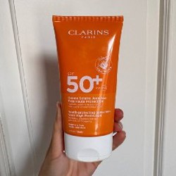 Средства SPF CLARINS для тела и волос - фото 2