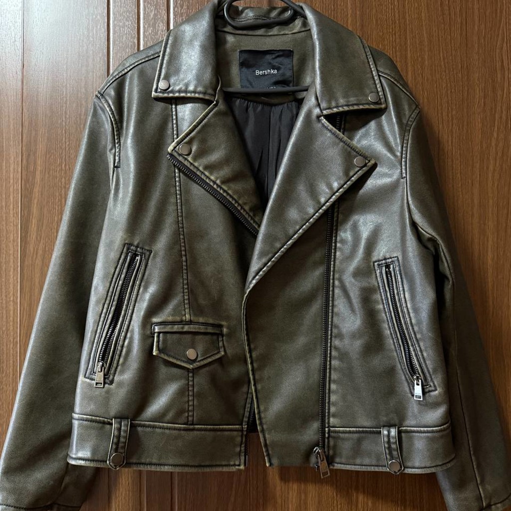 Косуха Bershka