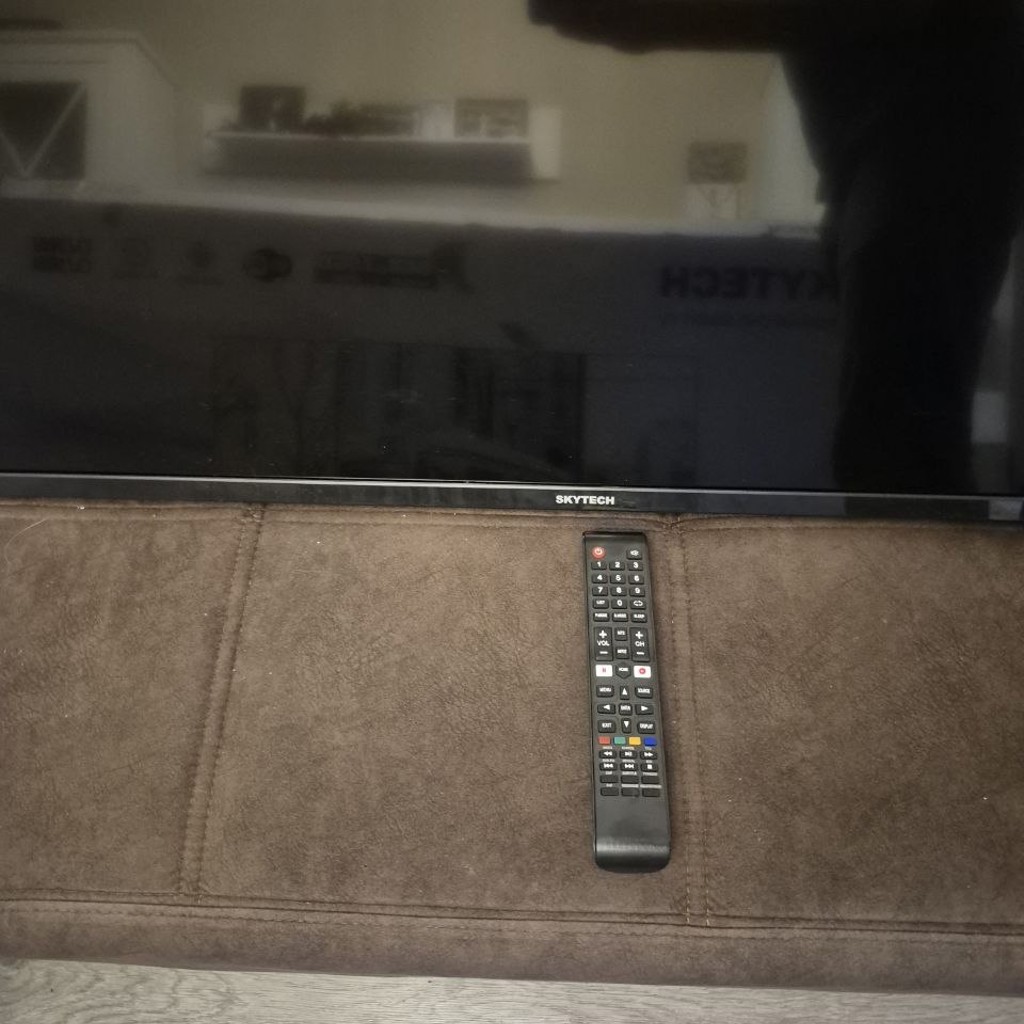 Смарт телевизор SKYTECH 65N9100