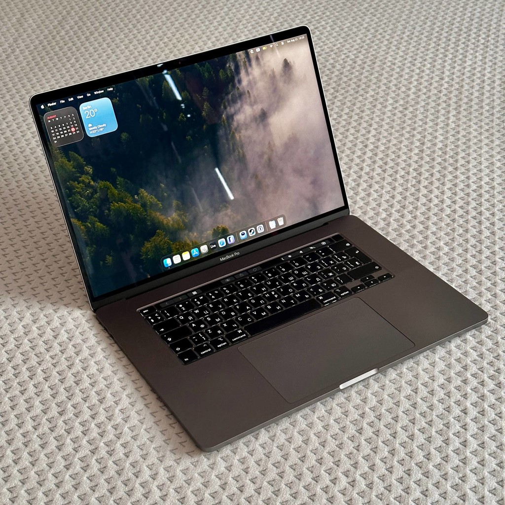 Apple MacBook Pro 16'
