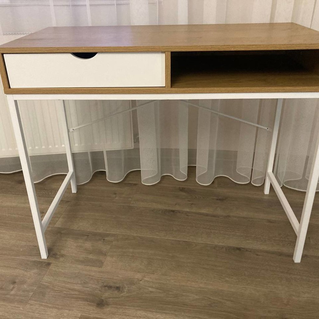 Desk TRAPPEDAL