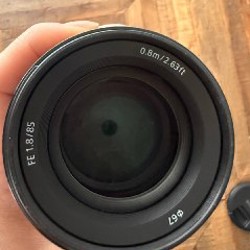 Объектив Sony 80mm 1.8 - фото 6