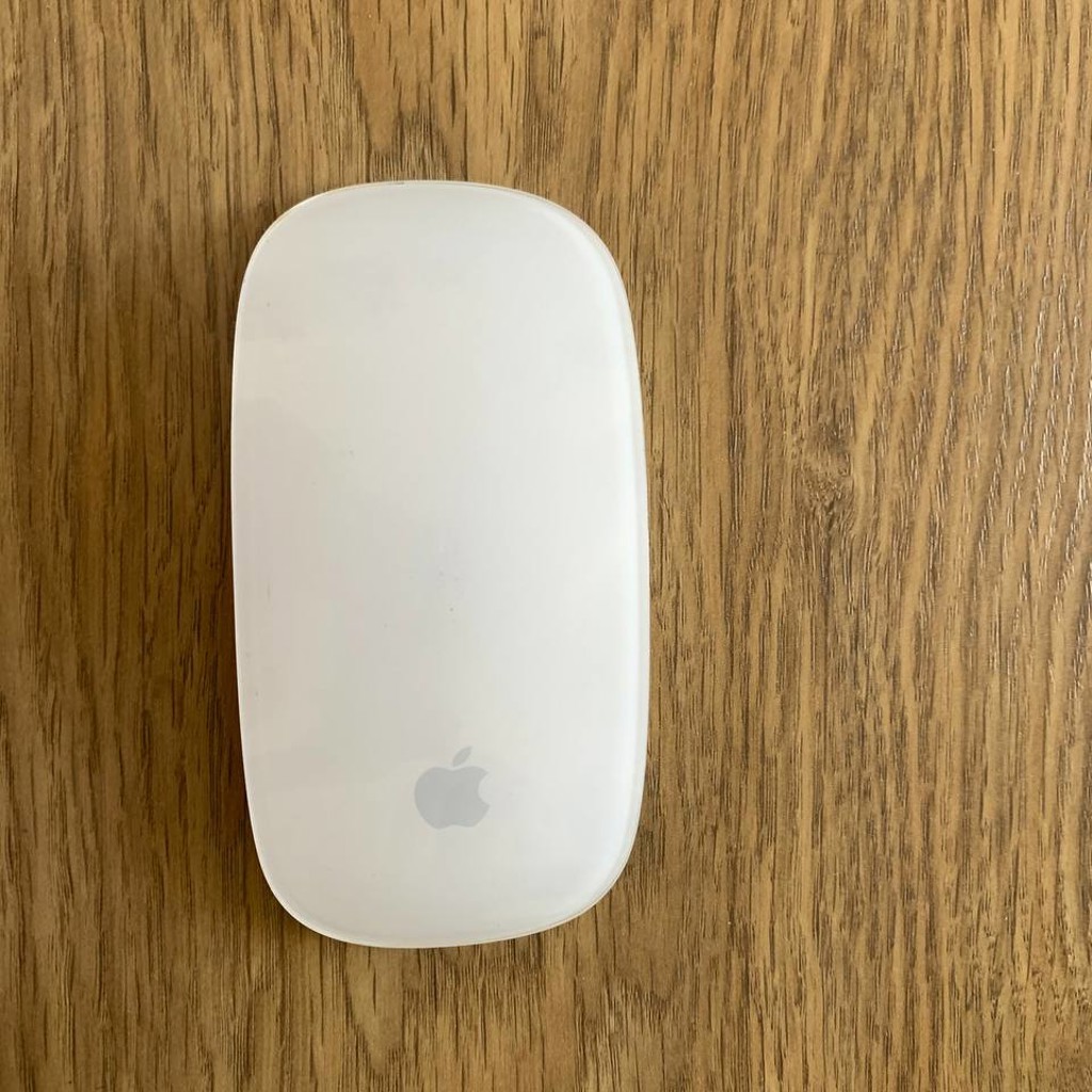 Apple Magic Mouse первого поколения