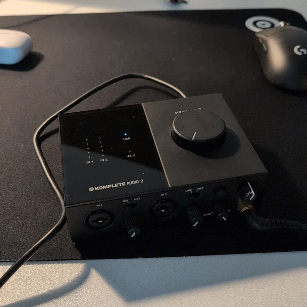 Native Instruments Komplete Audio 2