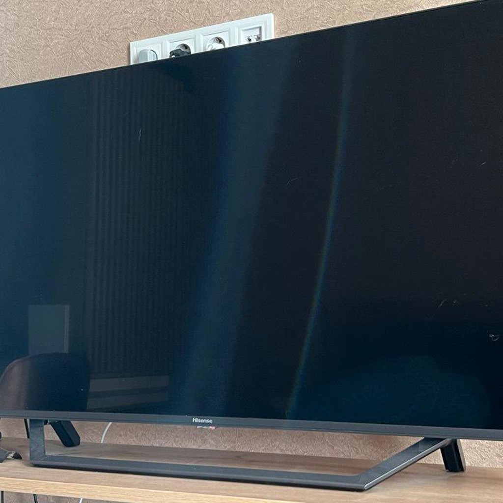 Телевизор HISENSE 43 дюйма