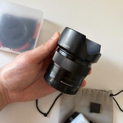 Sony E 35mm F1.8 OSS - фото 2