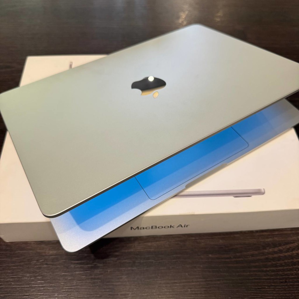 MacBook Air 13 M5