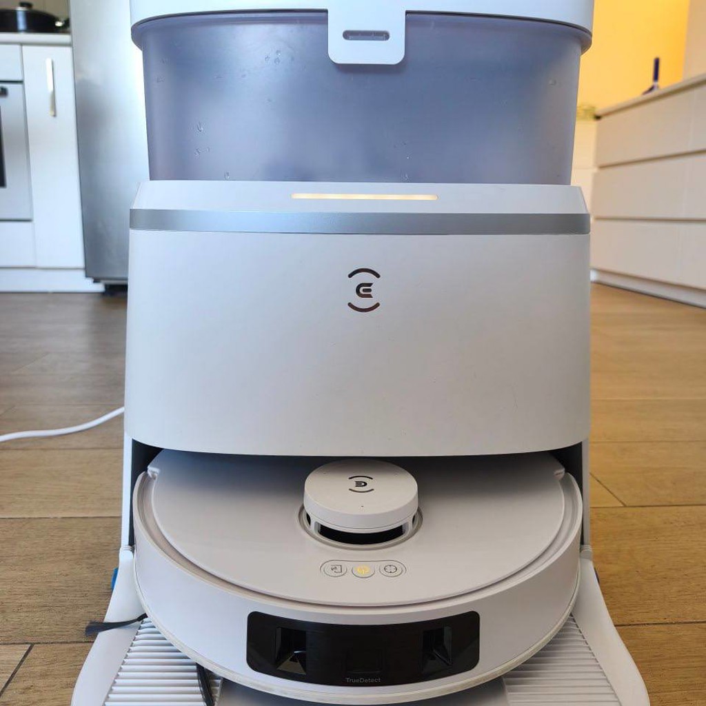 Моющий робот пылесос Ecovacs Deebot T30 Pro OMNI White
