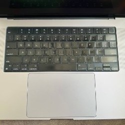 MacBook Pro 16-inch - фото 4