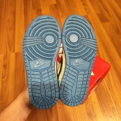 Кроссовки Air Jordan 1 Retro Low Travis Scott - фото 3