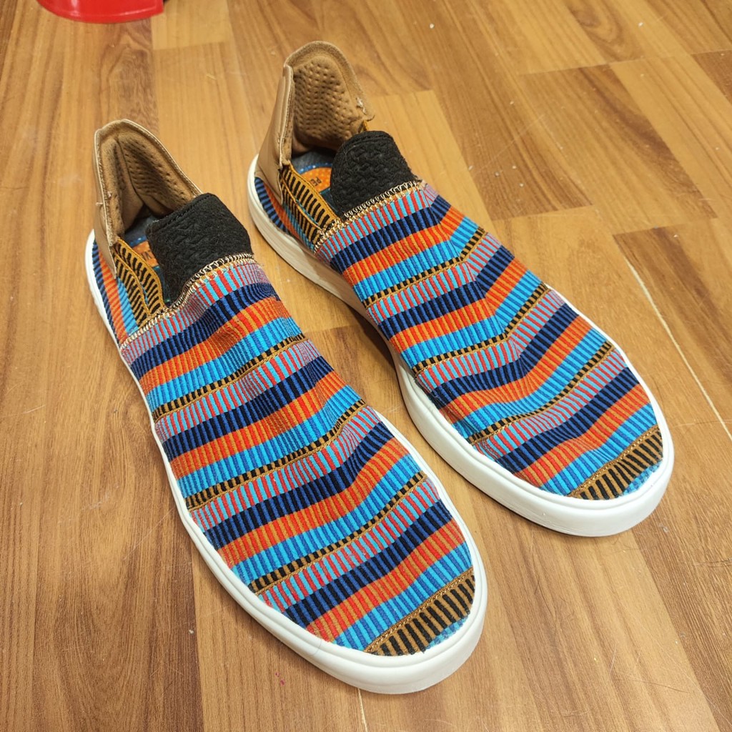 Кеды Pharrell Williams x Adidas Originals Elastic Slip-On