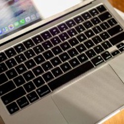MacBook Air 13 M5 - фото 2