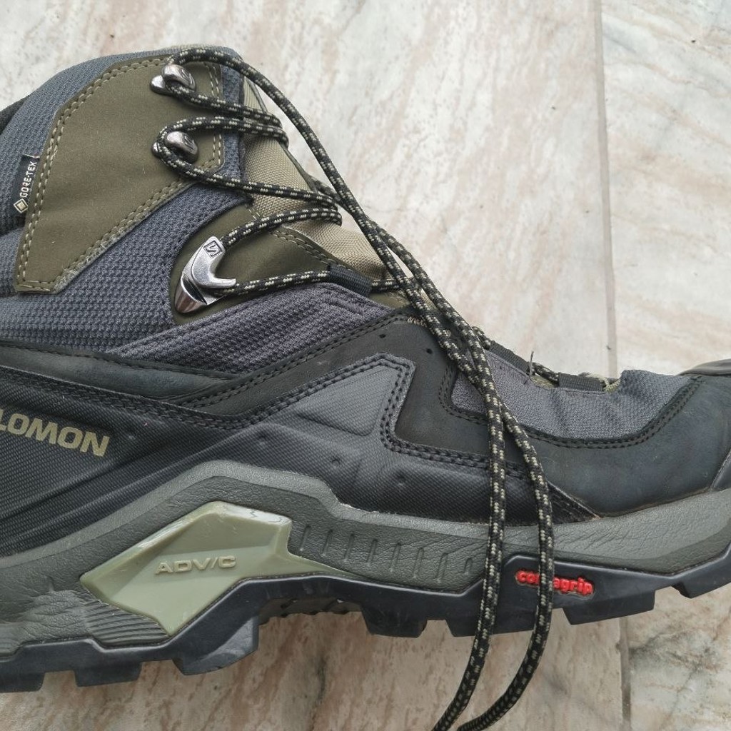 Горные треккинговые ботинки Salomon
