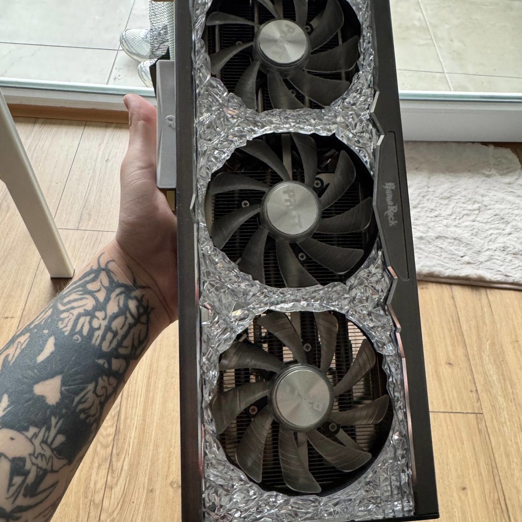 Rtx 4070ti gamerock classic oc