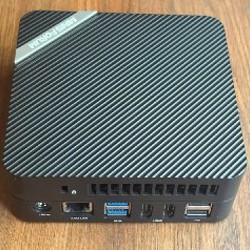 Мини-ПК Minisforum UM560 XT - фото 5