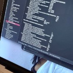 MacBook Neo 13″ 2026 — Blush - фото 4