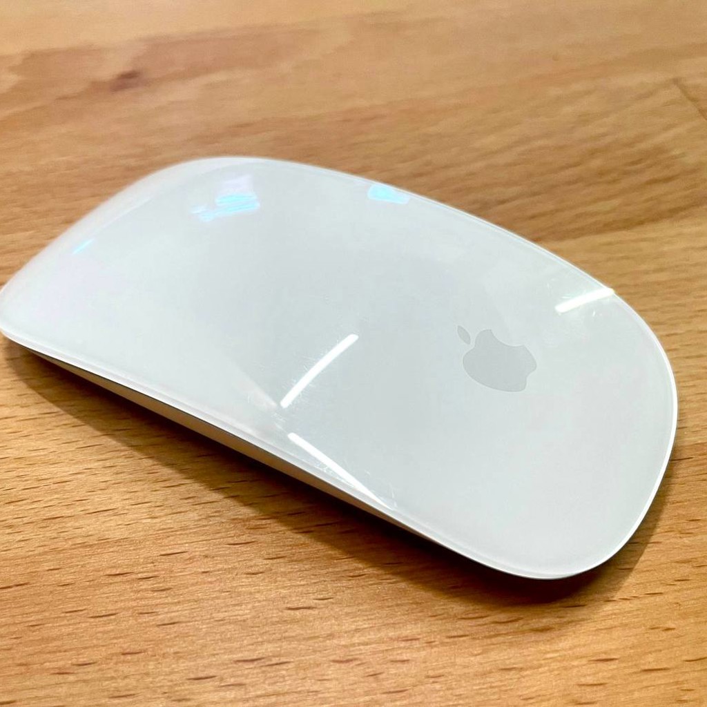 Беспроводная мышка Apple Magic Mouse