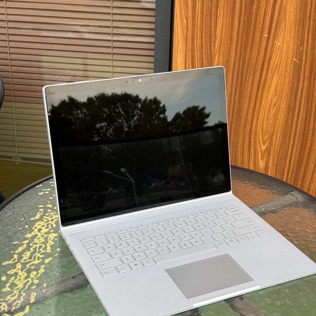Ноутбук Microsoft Surface Book 2
