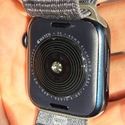 Apple Watch SE 2 - фото 2