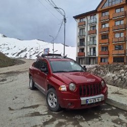 Jeep Compass - фото 2