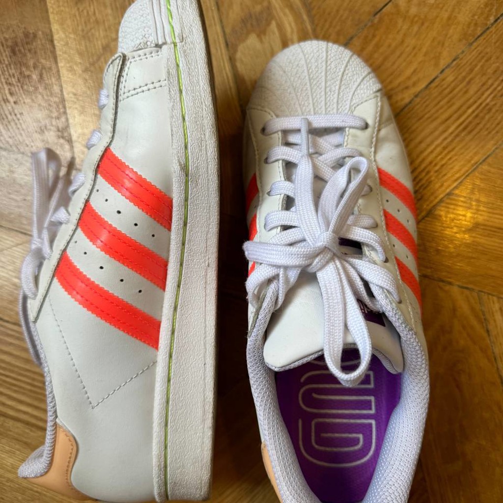 Adidas Superstar